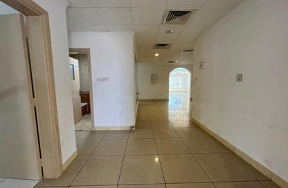 Apartment - 5 Bedrooms - 6 Bathrooms for rent in Al Majaz 3 - Al Majaz - Sharjah