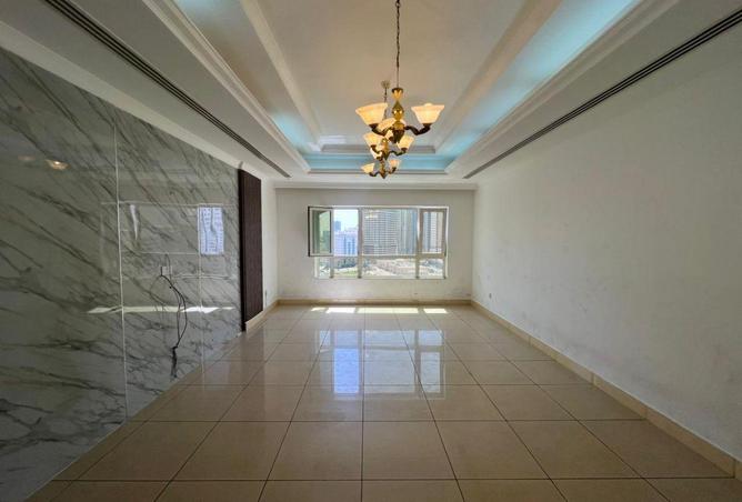 78205207 - Property Main Image