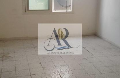 سكن عمال - استوديو - 8 حمامات للايجار في الجرف - عجمان وسط المدينة - عجمان
