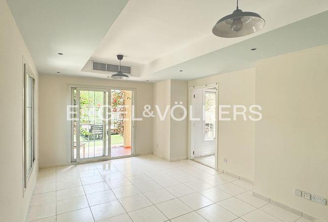 56127962 - Property Image 2