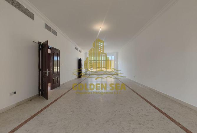 73853182 - صورة العقار 3