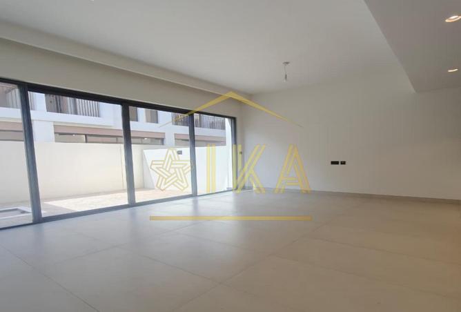 84072546 - Property Main Image