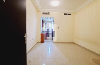 Apartment - Studio - 1 Bathroom for rent in Fire Station Road - Muwaileh - Sharjah