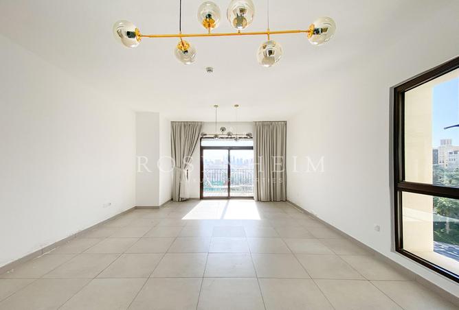 107302292 - Property Image 2