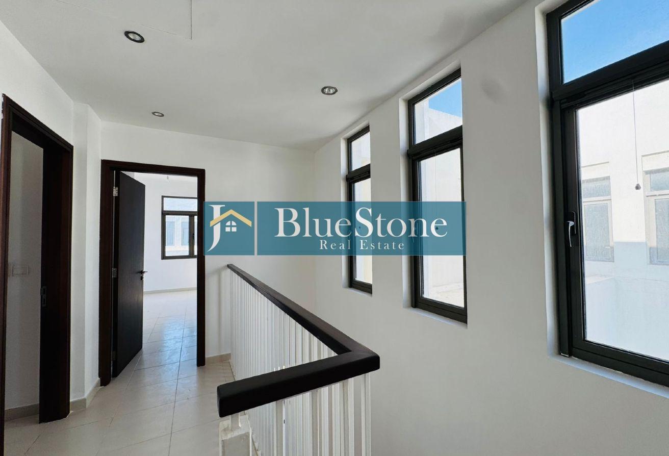 3Bed with Maid & Study Room | Vacant | Type J photo 12