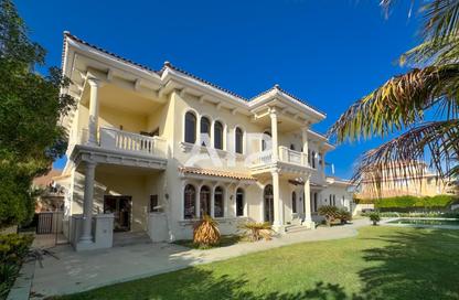 Villa - 6 Bedrooms - 6 Bathrooms for rent in Signature Villas Frond A - Signature Villas - Palm Jumeirah - Dubai