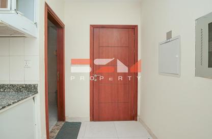 Whole Building - Studio - 1 for rent in Al Huda Building 2 - Al Karama - Bur Dubai - Dubai Whole Building - Studio - 1 for rent in Al Huda Building 2 - Al Karama - Bur Dubai - Dubai