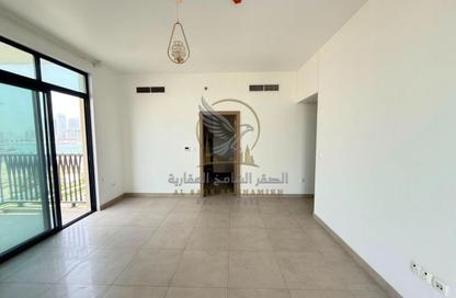Apartment - 3 Bedrooms - 4 Bathrooms for rent in Al Khan Corniche - Al Khan - Sharjah