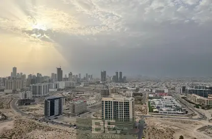 Apartment - 2 Bedrooms - 3 Bathrooms for sale in Siraj Tower - Arjan - Dubai