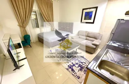 Apartment - 1 Bathroom for rent in Safia Tower - Al Majaz 3 - Al Majaz - Sharjah