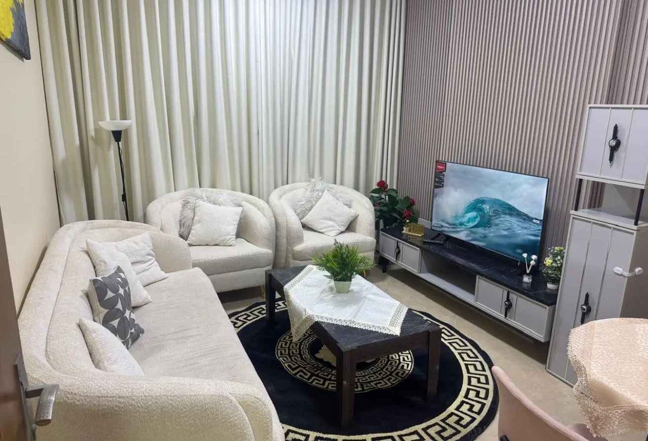93573741 - Property Main Image