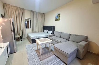 Apartment - Studio - 1 Bathroom for rent in Al Majaz 3 - Al Majaz - Sharjah