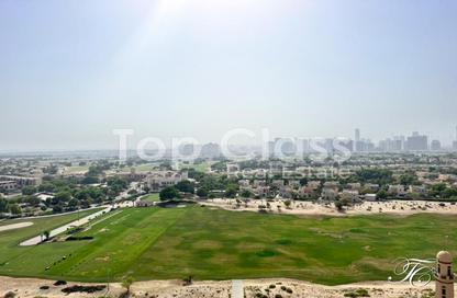 Apartment - 3 Bedrooms - 4 Bathrooms for sale in Royal Residence 1 - Royal Residence - Dubai Sports City - Dubai
