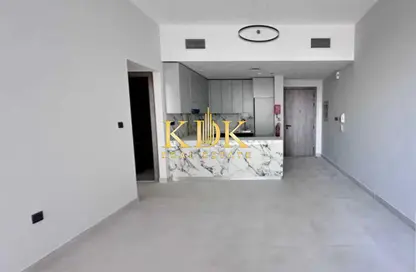 شقة - غرفة نوم - 2 حمامات للايجار في الأمل تاور - مدينة دبي الرياضية - دبي