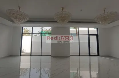 فيلا - 7 غرف نوم - 6 حمامات للايجار في فلل الجميرا 1 - جميرا 1 - جميرا - دبي