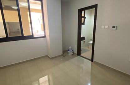 Apartment - Studio - 1 Bathroom for rent in Al Mowaihat 3 - Al Mowaihat - Ajman