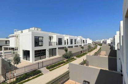Townhouse - 3 Bedrooms - 5 Bathrooms for sale in Falcon Island North - Falcon Island - Al Hamra Village - Ras Al Khaimah