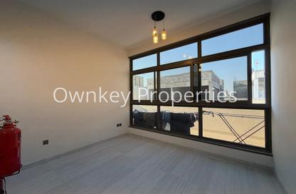 Apartment - Studio - 1 Bathroom for rent in Al Karama Sqaure - Al Karama - Dubai Apartment - Studio - 1 Bathroom for rent in Al Karama Sqaure - Al Karama - Dubai