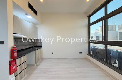 Apartment - Studio - 1 Bathroom for rent in Al Karama Sqaure - Al Karama - Dubai Apartment - Studio - 1 Bathroom for rent in Al Karama Sqaure - Al Karama - Dubai