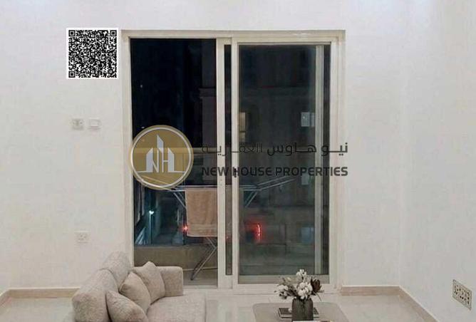 90082000 - Property Main Image