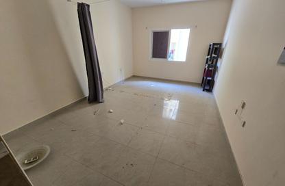 Apartment - Studio - 1 Bathroom for rent in Fire Station Road - Muwaileh - Sharjah