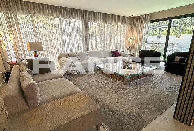 74630808 - Property Image 3