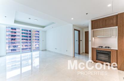 Apartment - 1 - 1 for sale in Palace Beach Residence Tower 2 - Palace Beach Residence - Emaar Beachfront - Dubai Harbour - Dubai