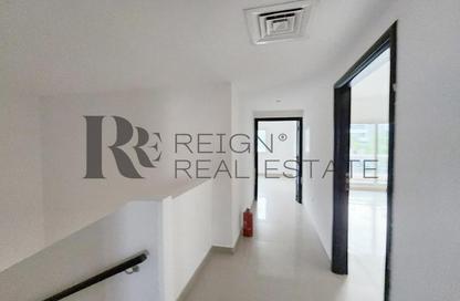 Villa - 4 - 5 for rent in Arabian Style - Al Reef Villas - Al Reef - Abu Dhabi