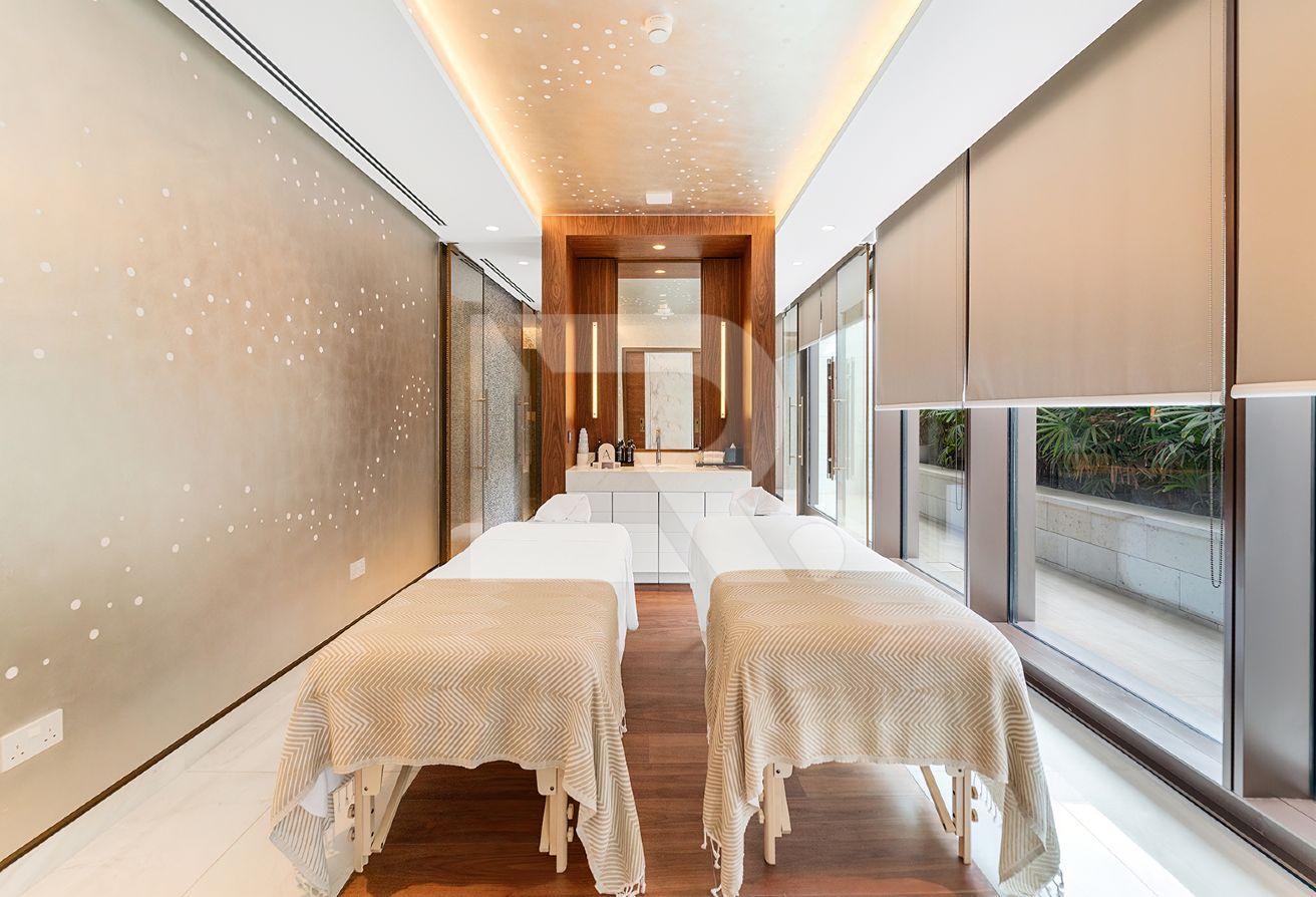 2BR+ | Palm Skyline View | Branded Upgrades photo 17