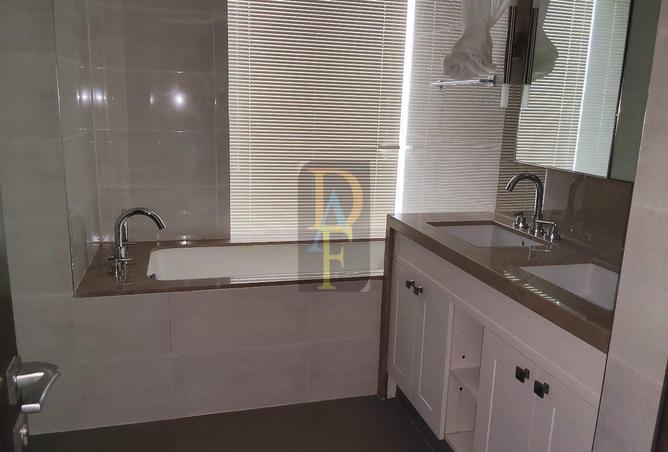 77792362 - Property Image 3