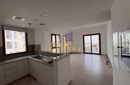 Apartment - 3 Bedrooms - 3 Bathrooms for rent in Zahra Breeze Apartments 3B - Zahra Breeze Apartments 3 - Zahra Breeze Apartments - Town Square - Dubai