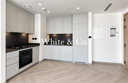 Apartment - 1 - 2 for rent in Peninsula Three - Peninsula - Business Bay - Dubai