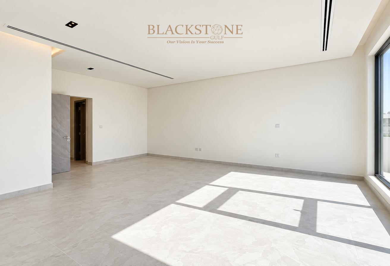 7BR Family Home Villa | Large Plot | Brand New photo 9