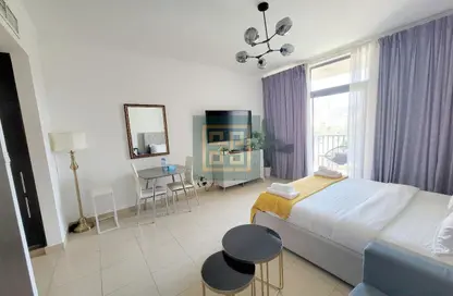 Apartment - 1 Bathroom for rent in The Links Canal Apartments - The Links - The Views - Dubai