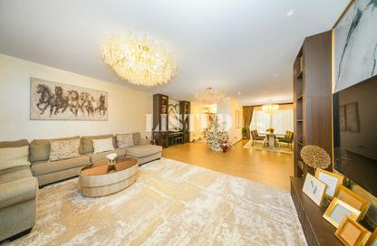 Duplex - 5 Bedrooms - 7 Bathrooms for sale in Al Hamra Village Villas - Al Hamra Village - Ras Al Khaimah