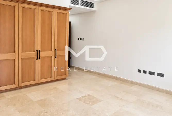 151918648 - Property Image 2