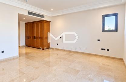 فيلا - 4 - 5 للبيع في فلل سعديات بيتش - شاطئ السعديات - جزيرة السعديات - أبوظبي