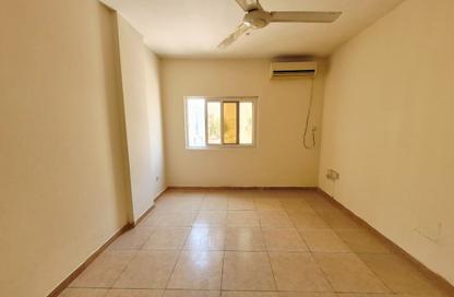 Apartment - 1 Bedroom - 1 Bathroom for rent in Fire Station Road - Muwaileh - Sharjah Apartment - 1 Bedroom - 1 Bathroom for rent in Fire Station Road - Muwaileh - Sharjah