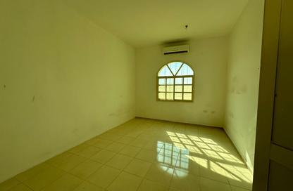 Villa - 4 - 3 for rent in Al Dhait South - Al Dhait - Ras Al Khaimah Villa - 4 - 3 for rent in Al Dhait South - Al Dhait - Ras Al Khaimah