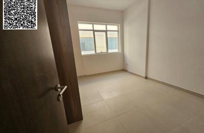 Apartment - 1 Bedroom - 2 Bathrooms for rent in Al Amira Village - Al Yasmeen - Ajman