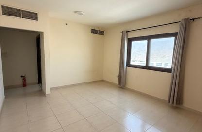 Apartment - Studio - 1 Bathroom for rent in Al Hayl - Fujairah