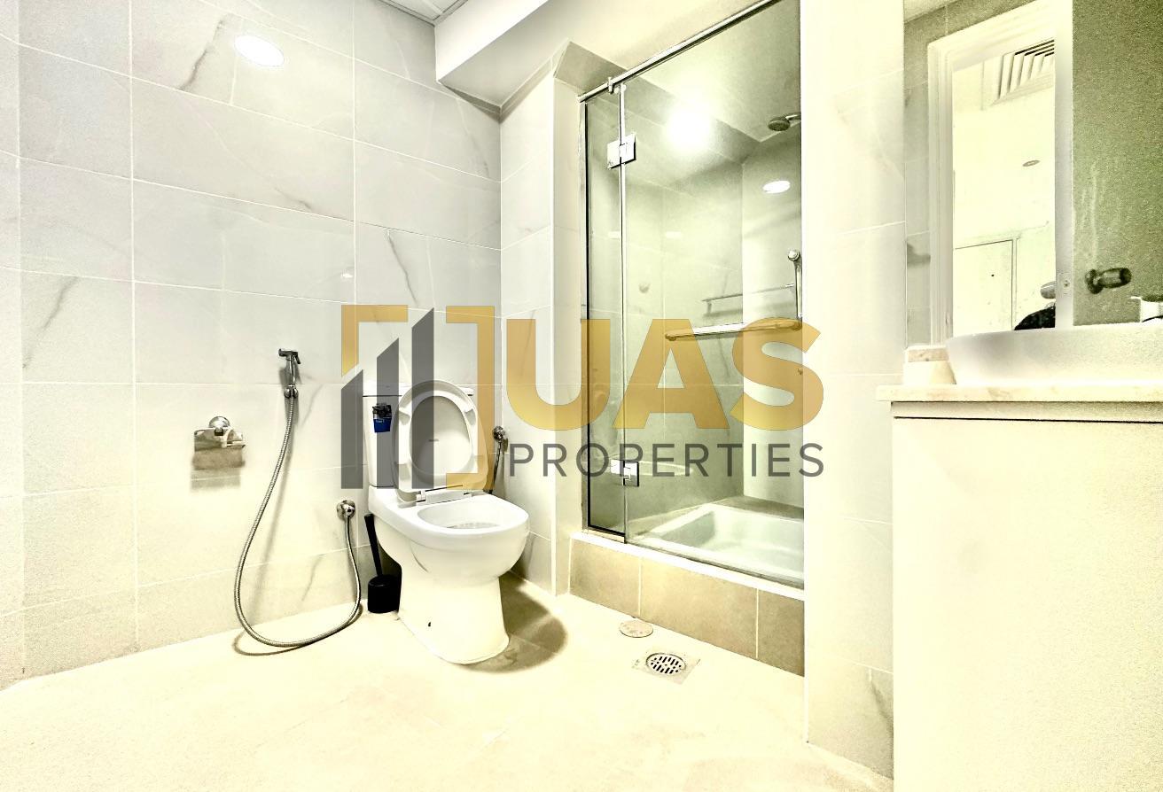 Spacious 4Bhk / Private Pool / Newly Renovated photo 7