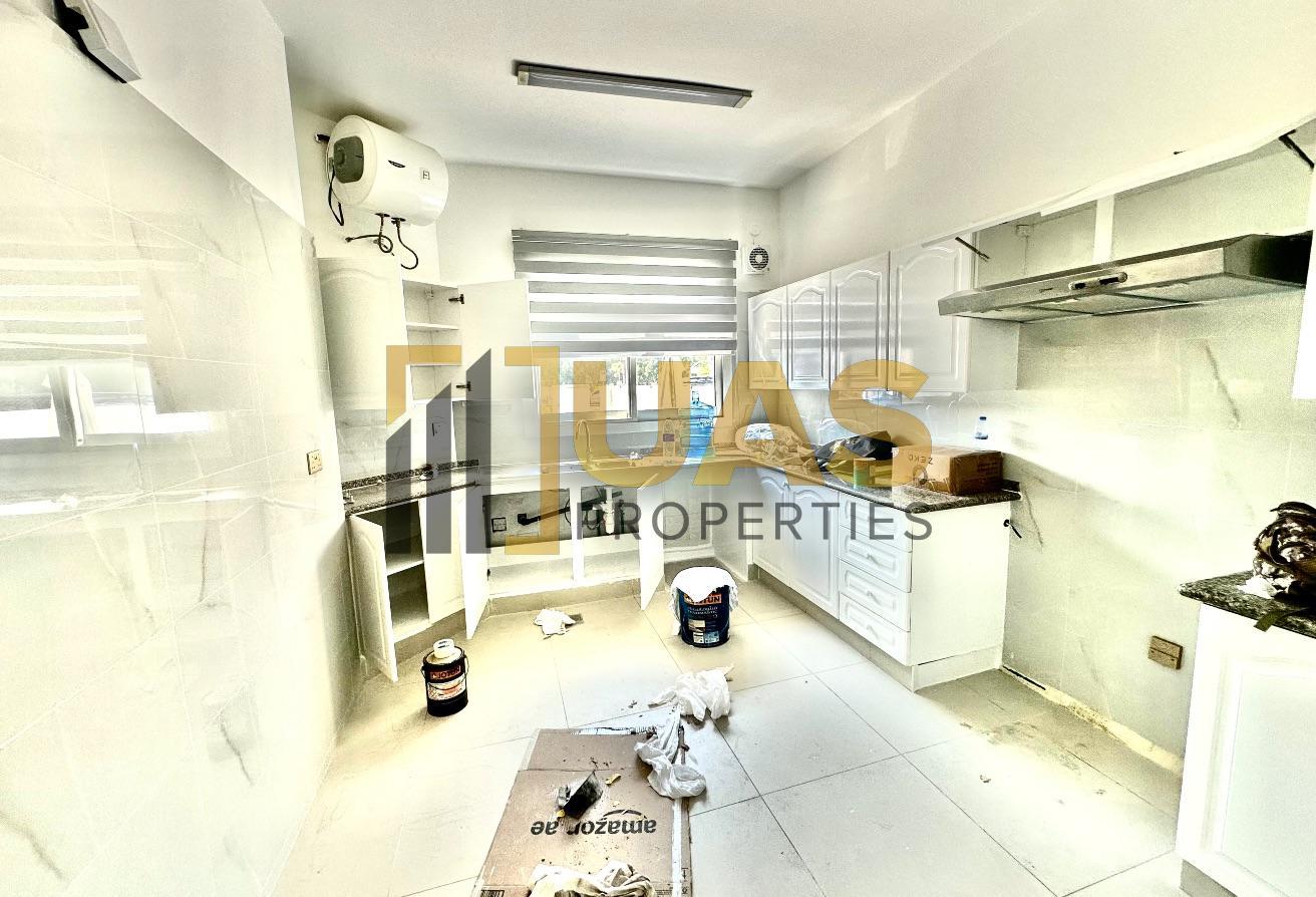Spacious 4Bhk / Private Pool / Newly Renovated photo 5