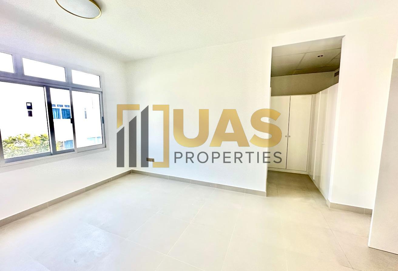 Spacious 4Bhk / Private Pool / Newly Renovated photo 27