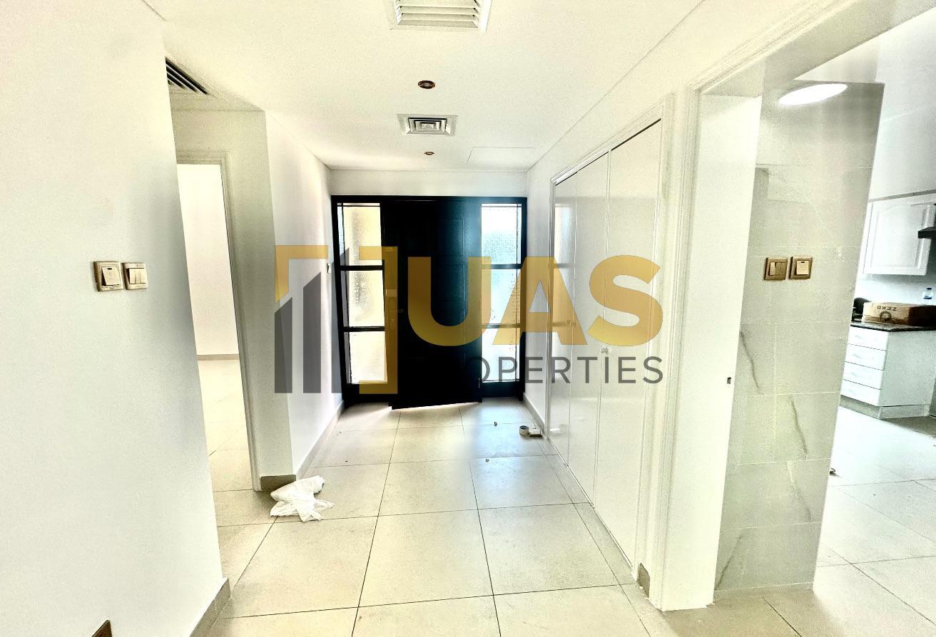 Spacious 4Bhk / Private Pool / Newly Renovated photo 4