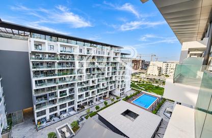 Apartment - 2 - 3 for rent in Oasis Residences - Masdar City - Abu Dhabi