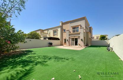 فيلا - 3 غرف نوم - 3 حمامات للايجار في الينابيع 15 - الينابيع - دبي فيلا - 3 غرف نوم - 3 حمامات للايجار في الينابيع 15 - الينابيع - دبي