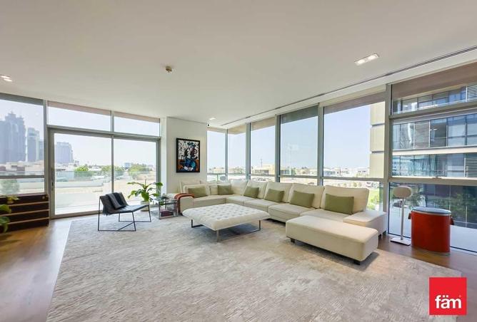 92693755 - Property Main Image