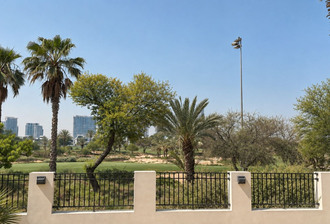 6 bedroom villa in Silver Springs 3, Damac Hills: 10