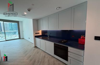 Apartment - Studio - 1 Bathroom for rent in Peninsula Three - Peninsula - Business Bay - Dubai